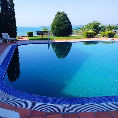 Sun Palace Апартаменти