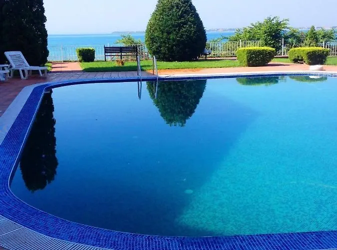 Sun Palace アパート