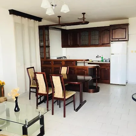 Sun Palace Apartment